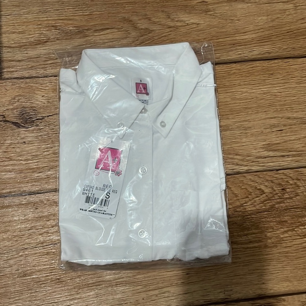 Short sleeve Oxford uniform blouse